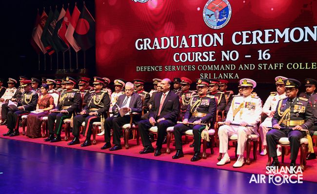 NO 16
DEFENCE SERVICES COMMAND AND STAFF COURSE GRADUATION HELD AT THE NELUM
POKUNA THEATRE