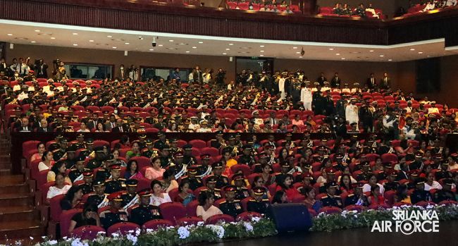 NO 16
DEFENCE SERVICES COMMAND AND STAFF COURSE GRADUATION HELD AT THE NELUM
POKUNA THEATRE