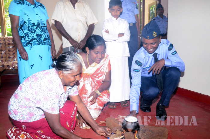 10th Guwan Lak Sevana House Handed Over