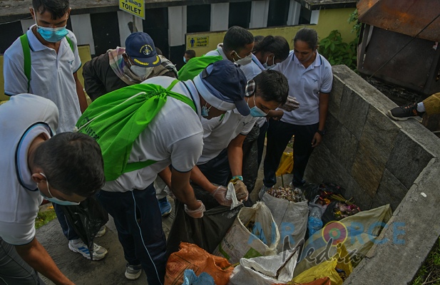 SLAF CONDUCTS 'SRI PADA' CLEANING PROGRAM FOR 4TH CONSECUTIVE YEAR