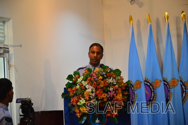 The Certificate
Awarding Ceremony of No 60 Non Commissioned Officers’ Management Course