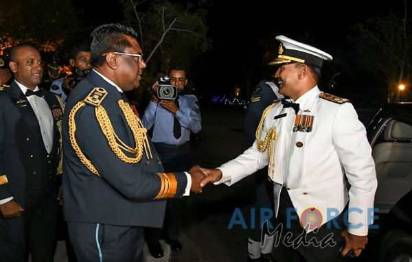 SLAF Celebrates 68th Anniversary in Grandeur Amidst aircraft of the past