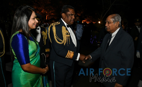 SLAF Celebrates 68th Anniversary in Grandeur Amidst aircraft of the past