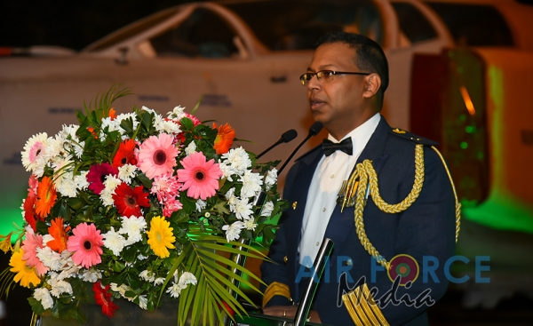 SLAF Celebrates 68th Anniversary in Grandeur Amidst aircraft of the past