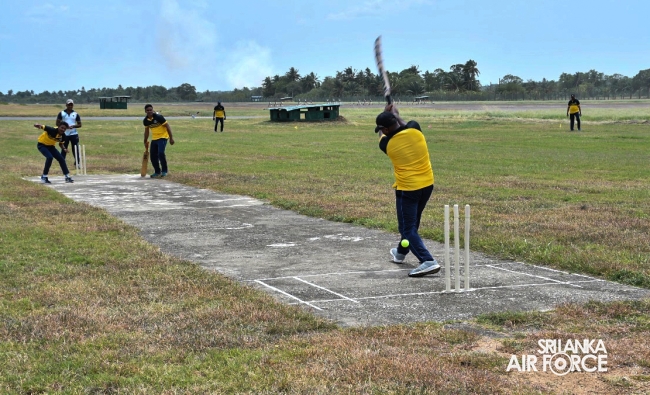 NO. 7 HELICOPTER SQUADRON CELEBRATES 30TH ANNIVERSARY