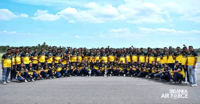 NO. 7 HELICOPTER SQUADRON CELEBRATES 30TH ANNIVERSARY