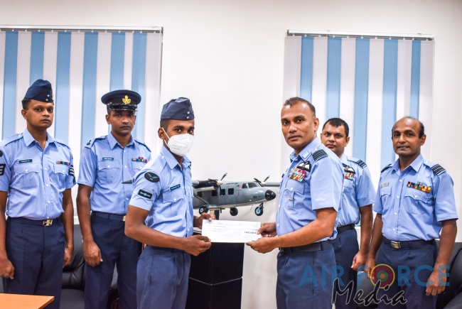 NO 8 SQUADRON CELEBRATES SILVER JUBILEE