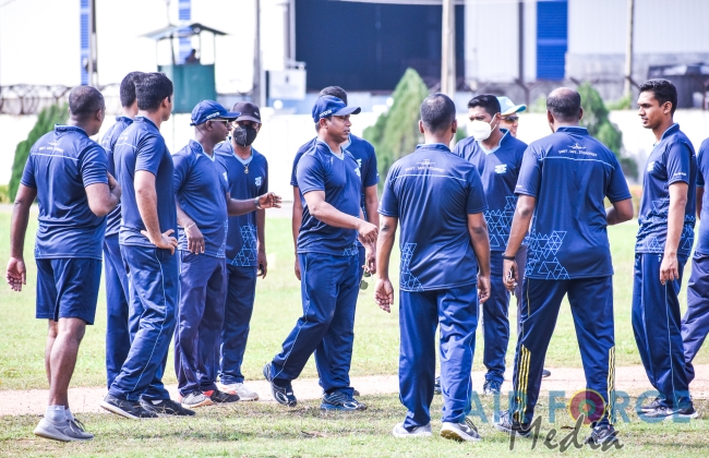 NO 8 SQUADRON CELEBRATES SILVER JUBILEE