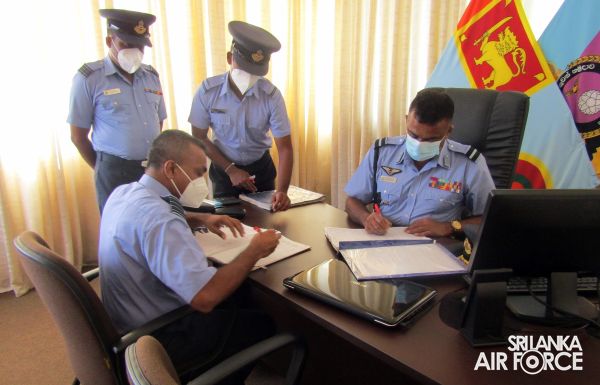 THE CHANGE OF COMMAND OF THE SRI LANKA AIR FORCE STATION KATUKURUNDA