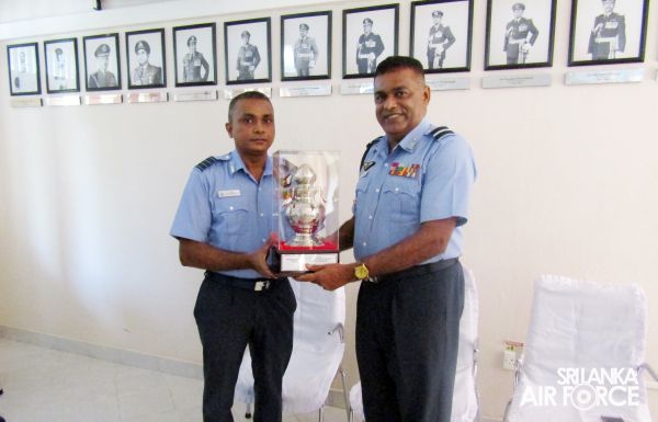 THE CHANGE OF COMMAND OF THE SRI LANKA AIR FORCE STATION KATUKURUNDA