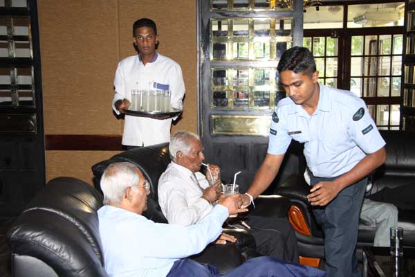 SLAF Regiment Katunayake emerge winners at Inter Unit Football
Finals