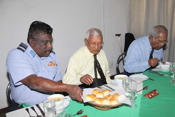 SLAF Regiment Katunayake emerge winners at Inter Unit Football
Finals