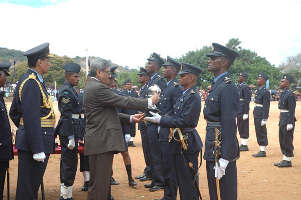 Sri Lanka Air Force ‘The
Best Air Force in the World’ SLAF_Passing_Out_Parade_China_bay