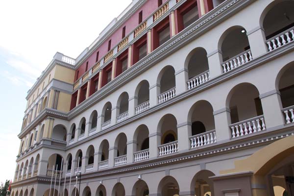 The President Declares Open a Swimming pool For The Defence Services College