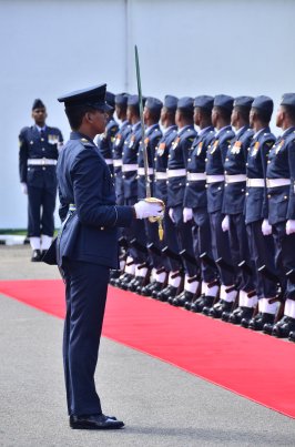 Admiral Katsutoshi Kawano Visits SLAF Headquarters