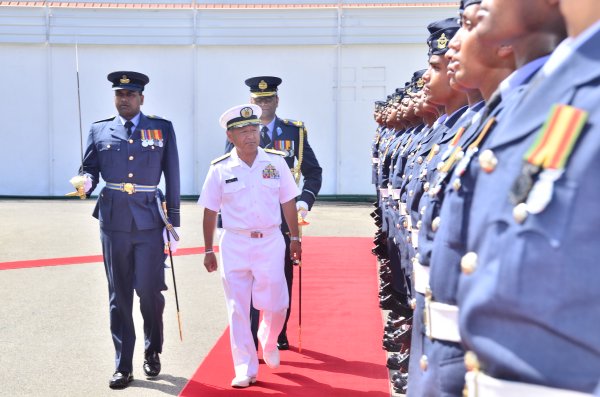 Admiral Katsutoshi Kawano Visits SLAF Headquarters