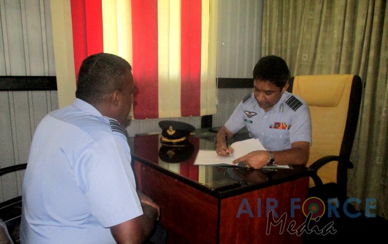 CHANGE OF COMMAND AT NO 3 AIR DEFENCE RADAR SQUADRON WEERAWILA