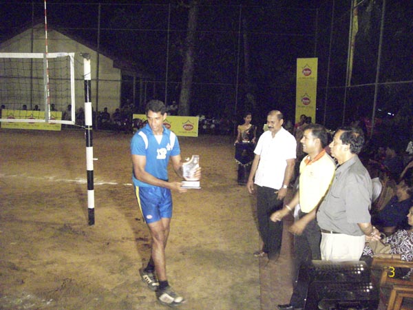 Airmen Continue the Winning Habit Volley Ball