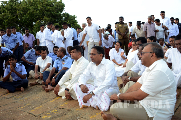 Mihintale Aloka Pooja 2016