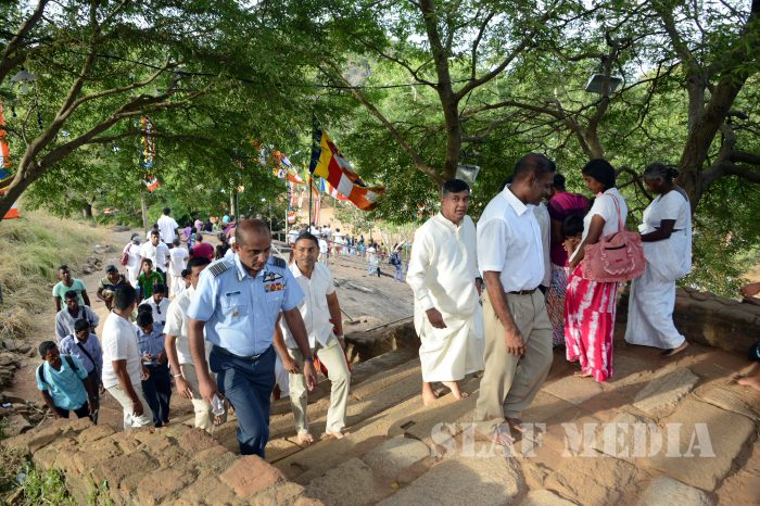 Mihintale Aloka Pooja 2016