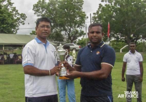 SLAF STN AMPARA FORMATIONDAY