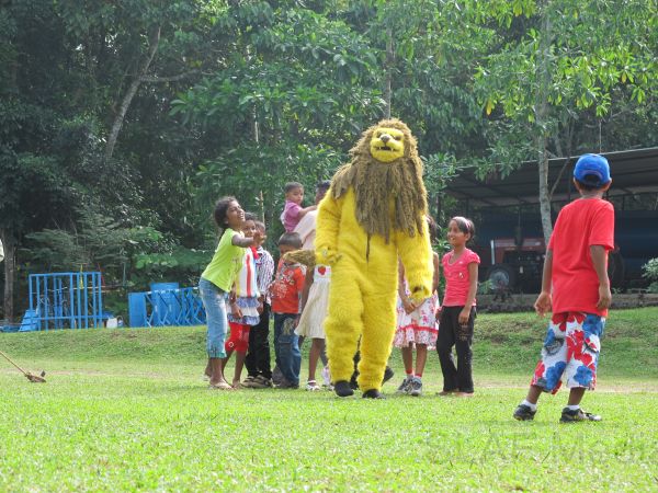 Annual Get-together and Children’s Party 2011 at SLAF Mirigama