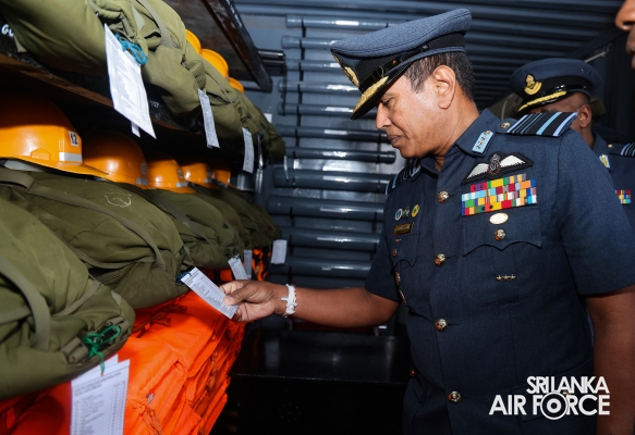 COMMANDER’S INSPECTION AT SLAF STATION PIDURUTALAGALA