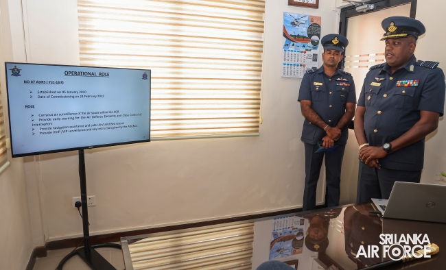 COMMANDER’S INSPECTION AT SLAF STATION PIDURUTALAGALA