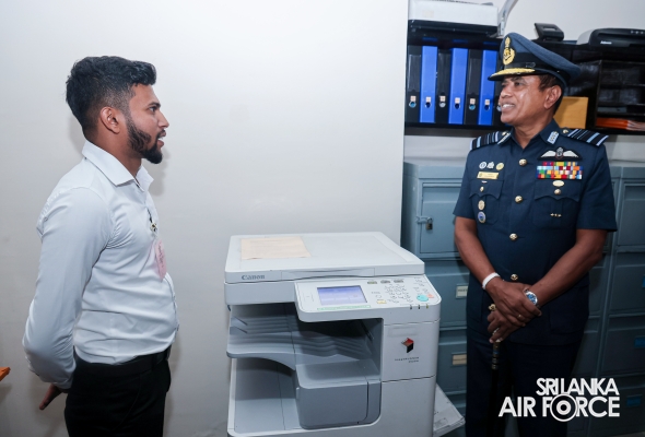 COMMANDER’S INSPECTION AT SLAF STATION PIDURUTALAGALA