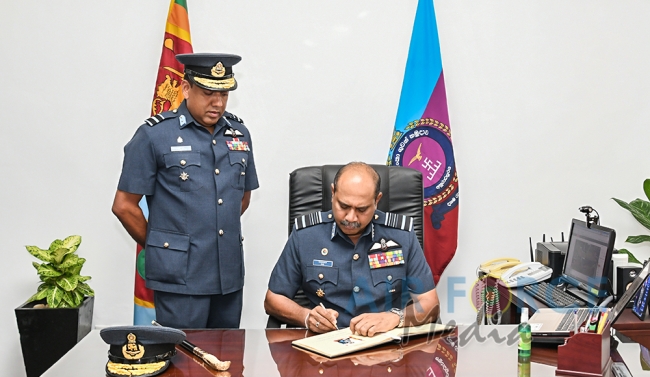 Commanders Inspection of SLAF Base Anuradhapura