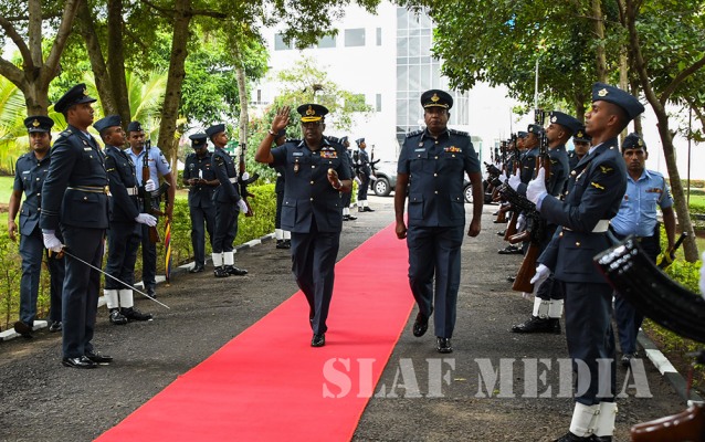 Commanders Inspection of SLAF Station Bia