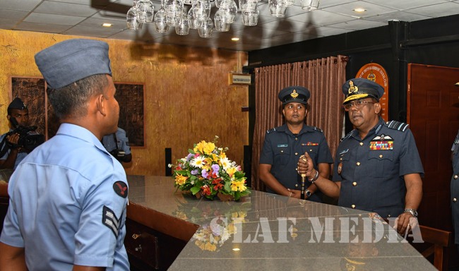 Commanders Inspection of SLAF Station Bia