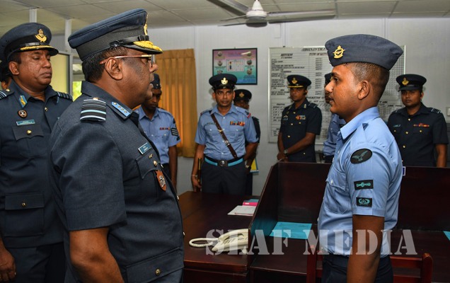 Commanders Inspection of SLAF Station Bia