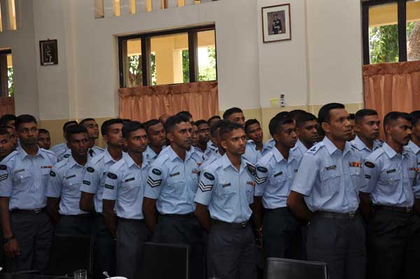 ගුවන් හමුදා චීනවරාය විද්යාපීඨ කඳවුරේ වාර්ෂික පරීක්ෂණය