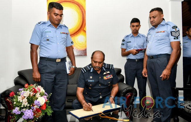 Commanders’ Inspection of SLAF CTS Diyatalawa