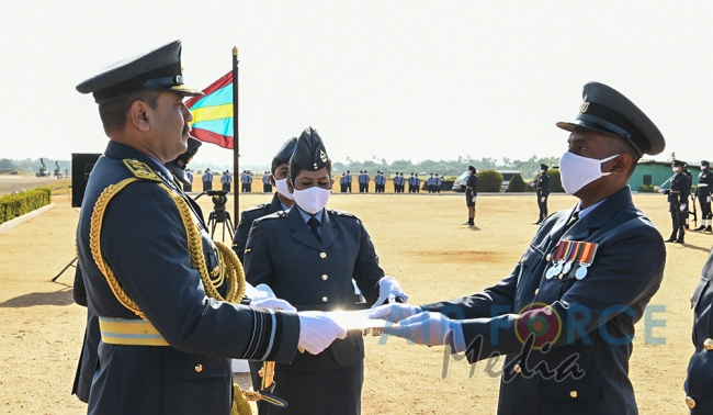 Commander’s Inspection of SLAF Base Hingurakgoda for the Year 2020