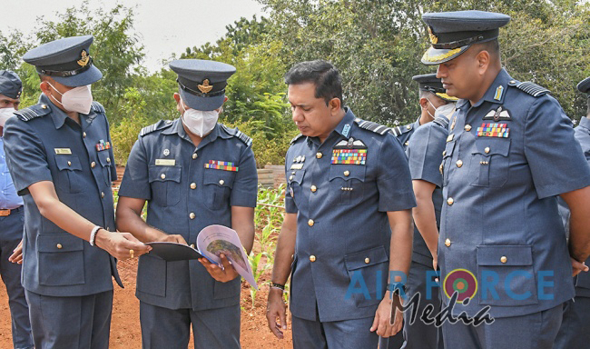 COMMANDER'S INSPECTIONS OF SLAF STATION PALALY