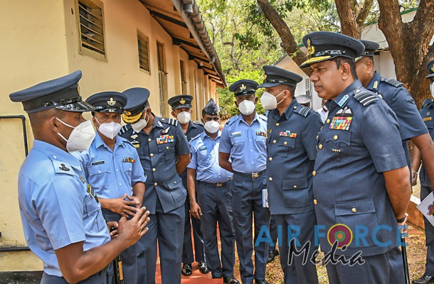 COMMANDER'S INSPECTIONS OF SLAF STATION PALALY
