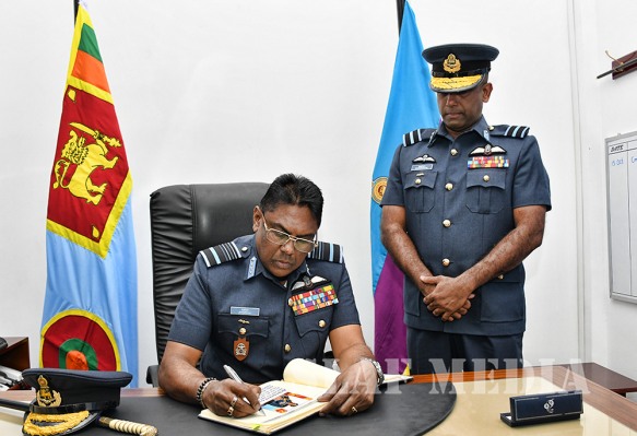 Commander’s Inspection of SLAF Base Ratmalana