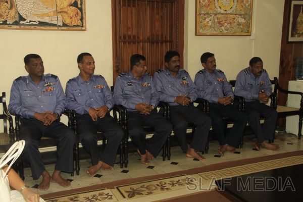 ශ්රී ලංකා ගුවන් හමුදා බැතිබර දායකත්වයෙන් ශ්රී දළදා මාලිගාවේ දානමය පිංකමක්