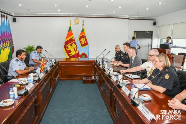 ASSISTANT SECRETARY AT THE AUSTRALIAN DEPARTMENT OF HOME AFFAIRS CALLS ON THE COMMANDER