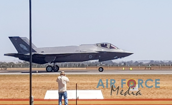 The Commander at Avalon 2019