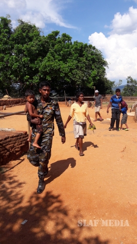 SLAF Assistances to Recue Victims of Wasp Attack in Sigiriya