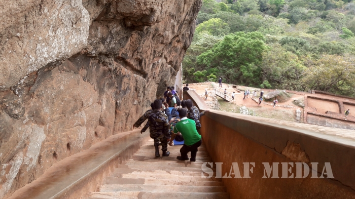 SLAF Assistances to Recue Victims of Wasp Attack in Sigiriya
