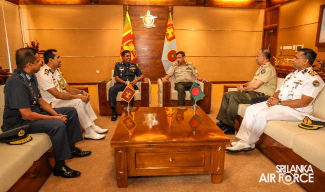 BANGLADESH ARMED FORCES WAR COURSE VISITS AIR FORCE HEADQUARTERS