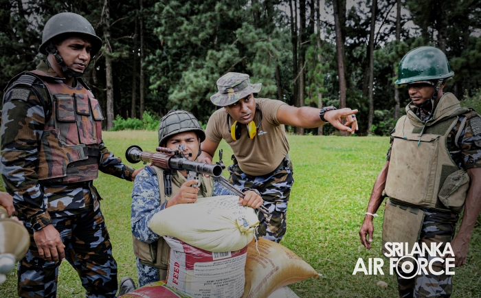 GLADESH ARMED FORCES COMPLETE AIR BASE DEFENCE TRAINING AT SLAF CTS DIYATALAWA