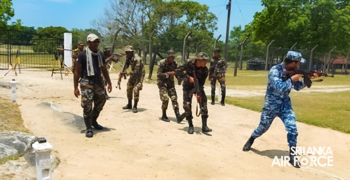 GLADESH ARMED FORCES COMPLETE AIR BASE DEFENCE TRAINING AT SLAF CTS DIYATALAWA