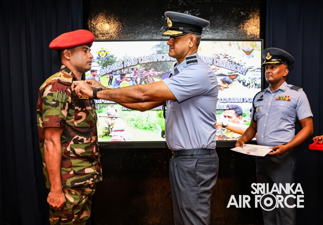 GLADESH ARMED FORCES COMPLETE AIR BASE DEFENCE TRAINING AT SLAF CTS DIYATALAWA