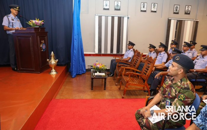 GLADESH ARMED FORCES COMPLETE AIR BASE DEFENCE TRAINING AT SLAF CTS DIYATALAWA
