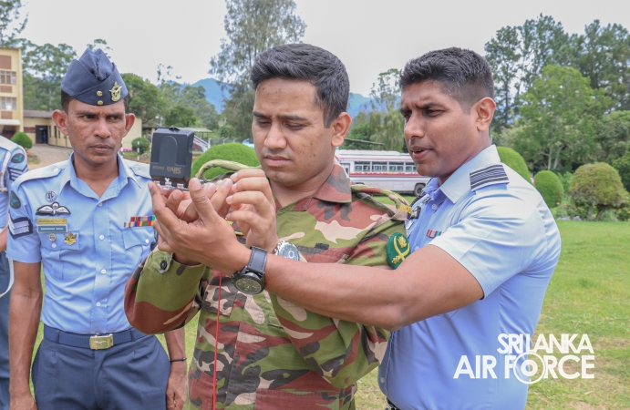 GLADESH ARMED FORCES COMPLETE AIR BASE DEFENCE TRAINING AT SLAF CTS DIYATALAWA